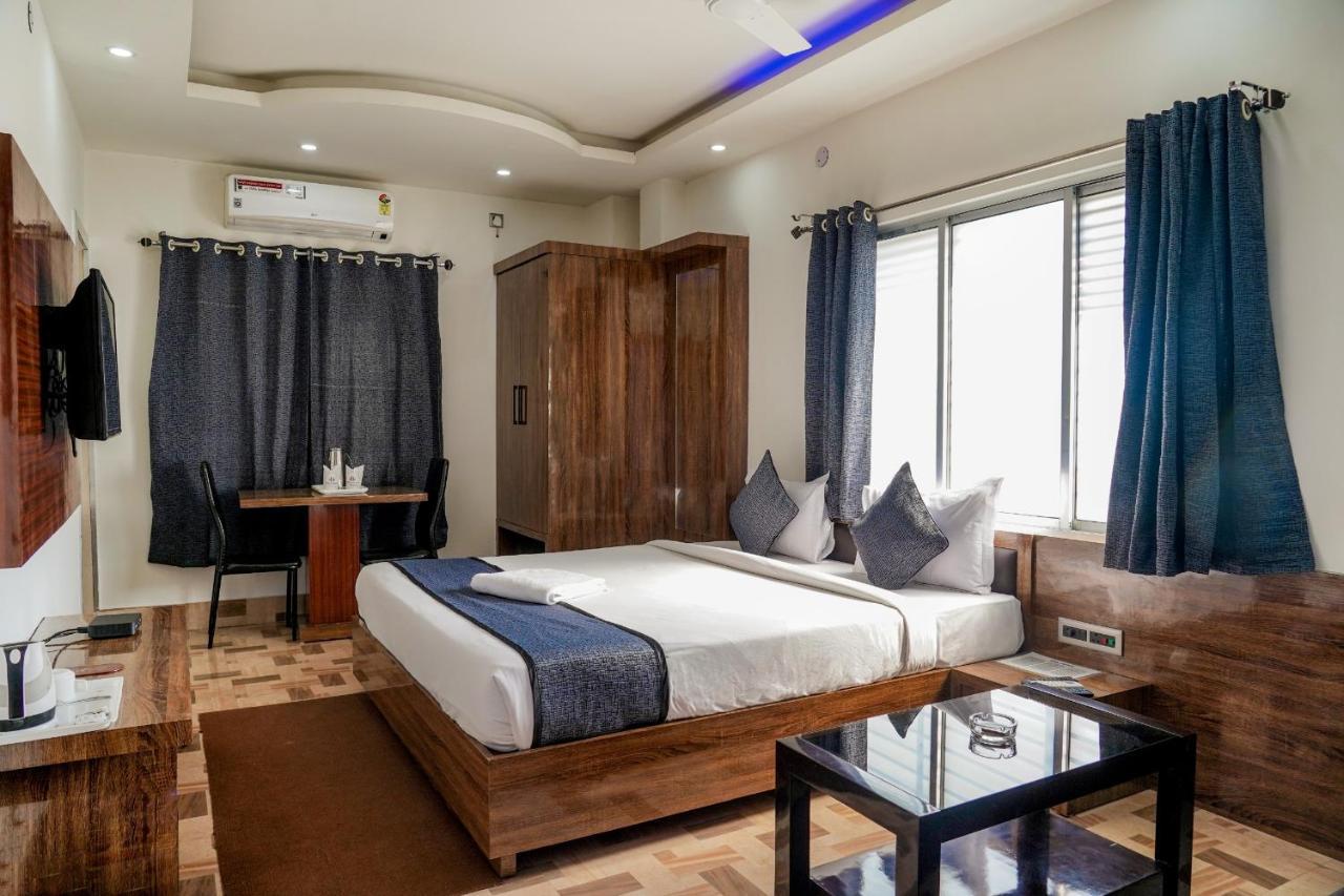 Hotel Heritage Koch Bihār Kültér fotó