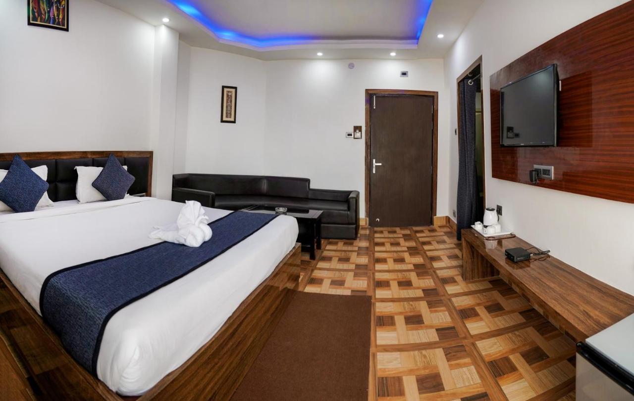 Hotel Heritage Koch Bihār Kültér fotó