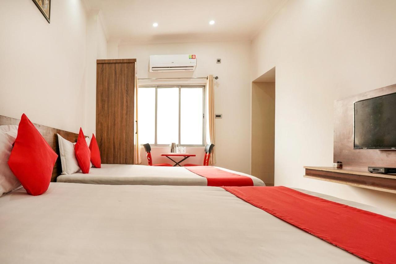 Hotel Heritage Koch Bihār Kültér fotó