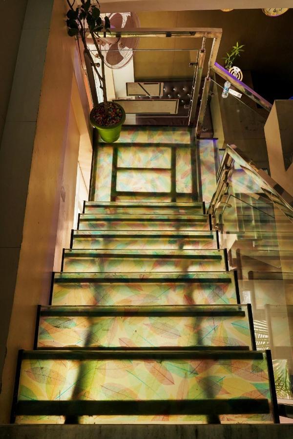 Hotel Heritage Koch Bihār Kültér fotó