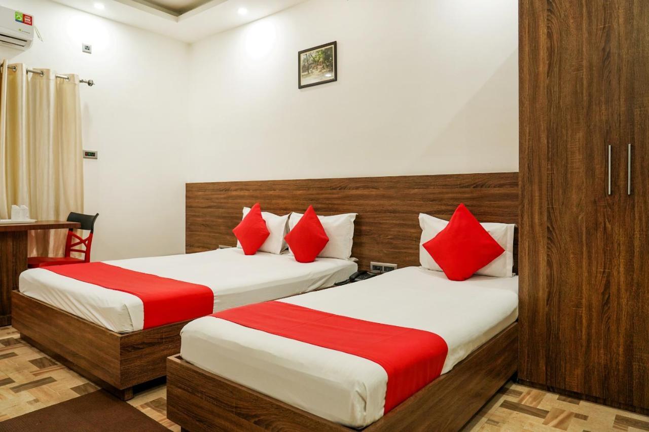 Hotel Heritage Koch Bihār Kültér fotó