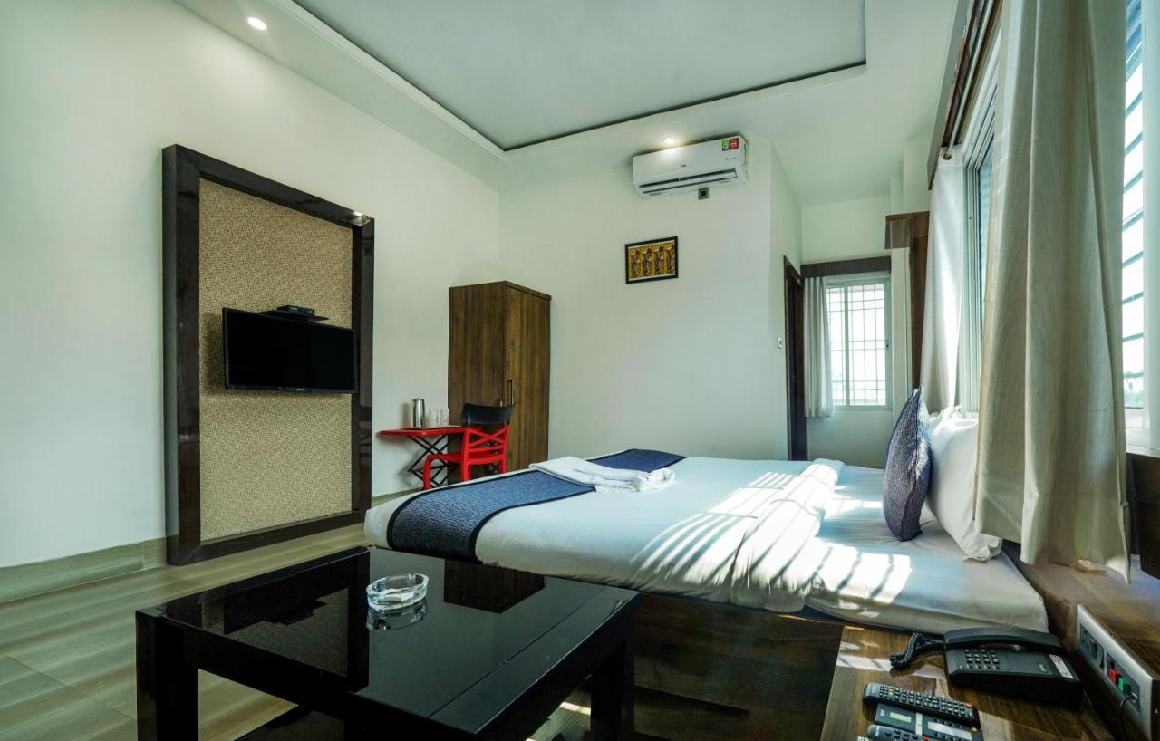 Hotel Heritage Koch Bihār Kültér fotó