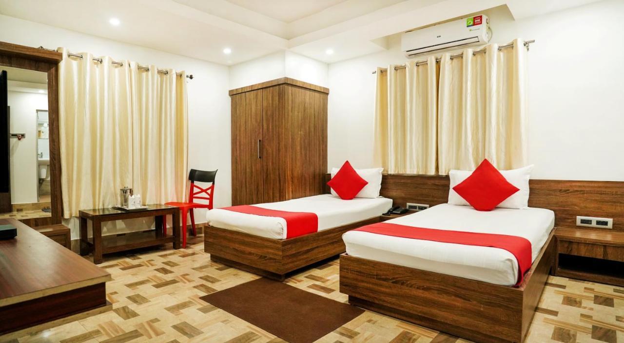 Hotel Heritage Koch Bihār Kültér fotó
